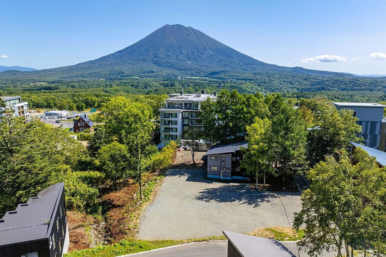 Ho H Yotei Sept 2025